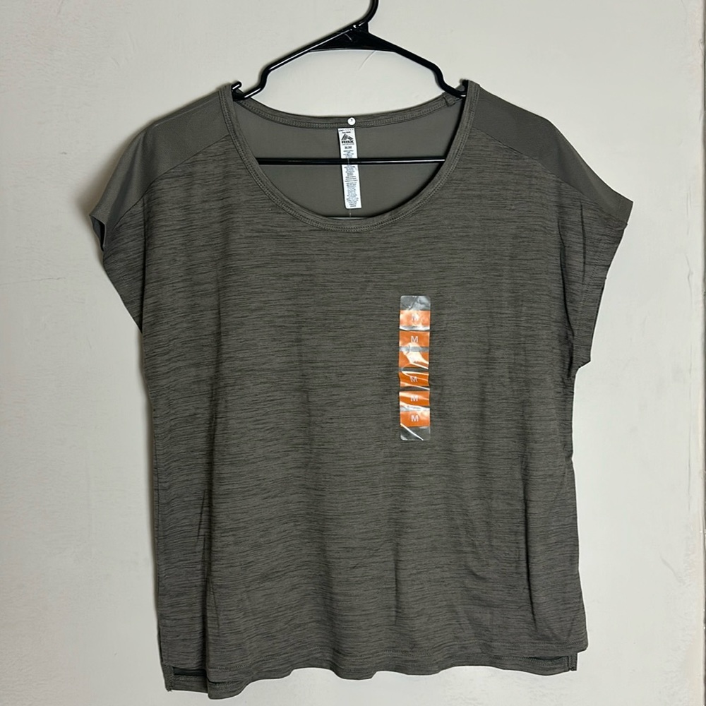 Athletic shirt